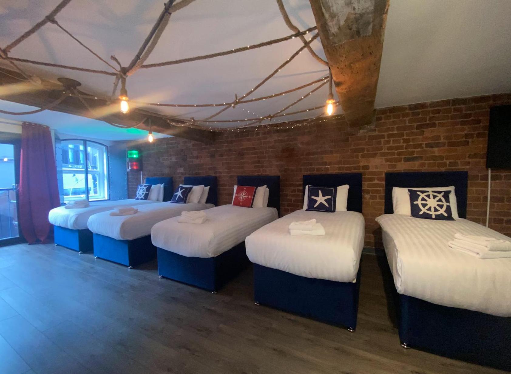 Rainford Gardens By Ustay Aparthotels Liverpool Esterno foto