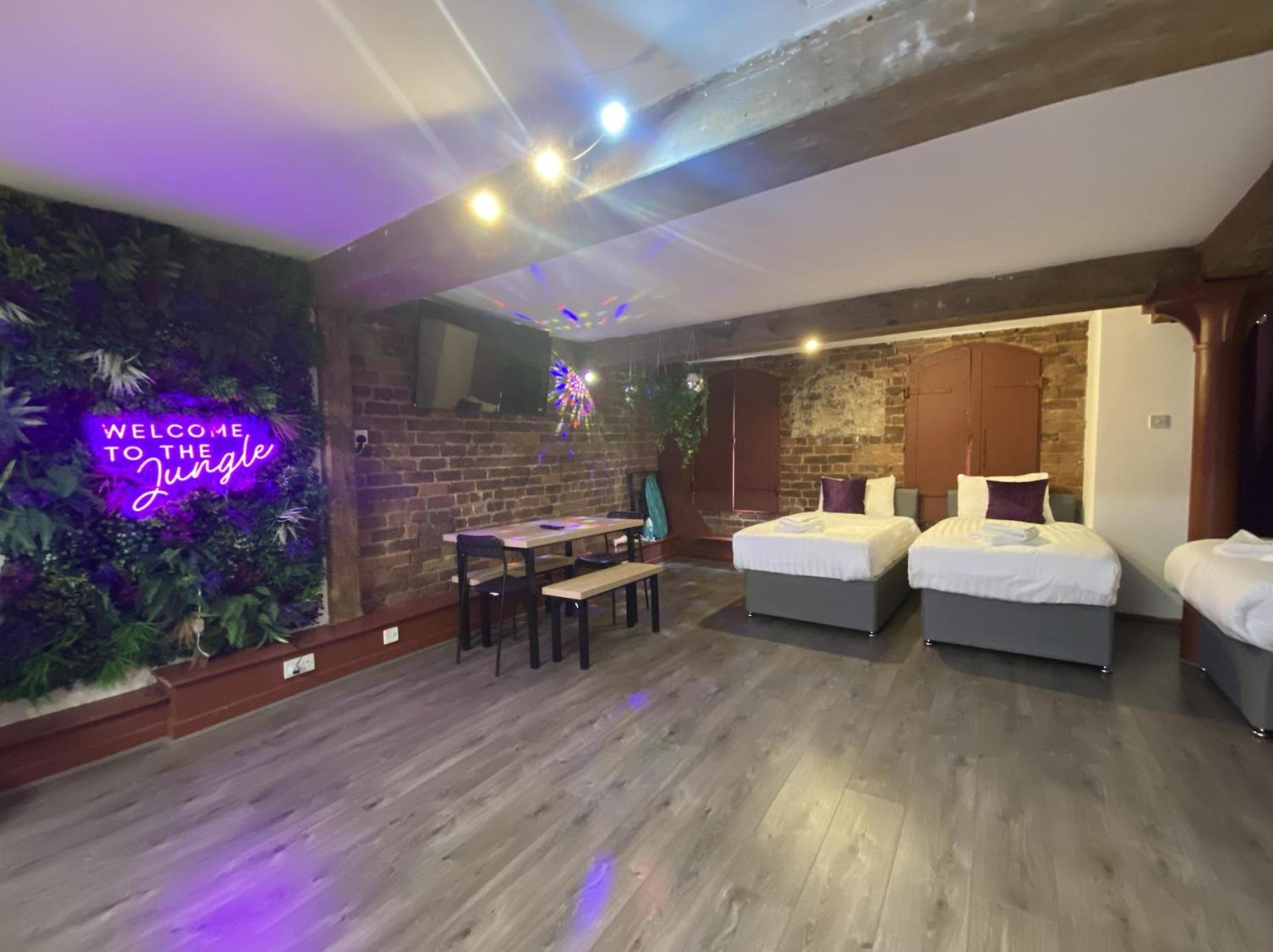 Rainford Gardens By Ustay Aparthotels Liverpool Esterno foto